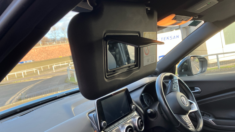 Nissan Juke 1.0 DiG-T 114 N-Connecta 5dr Petrol Hatchback